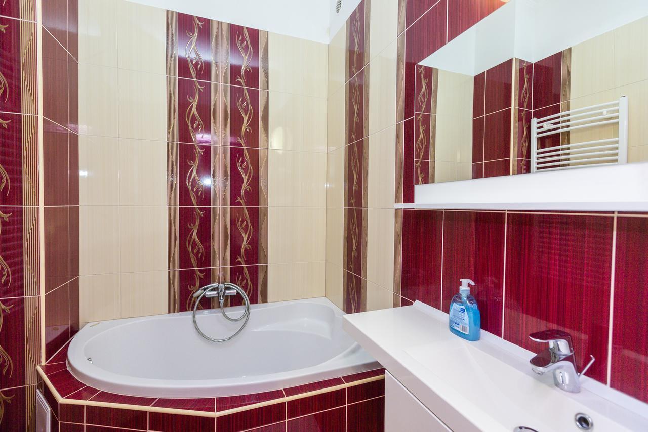 Almafa Apartmanhaz Эгер Экстерьер фото