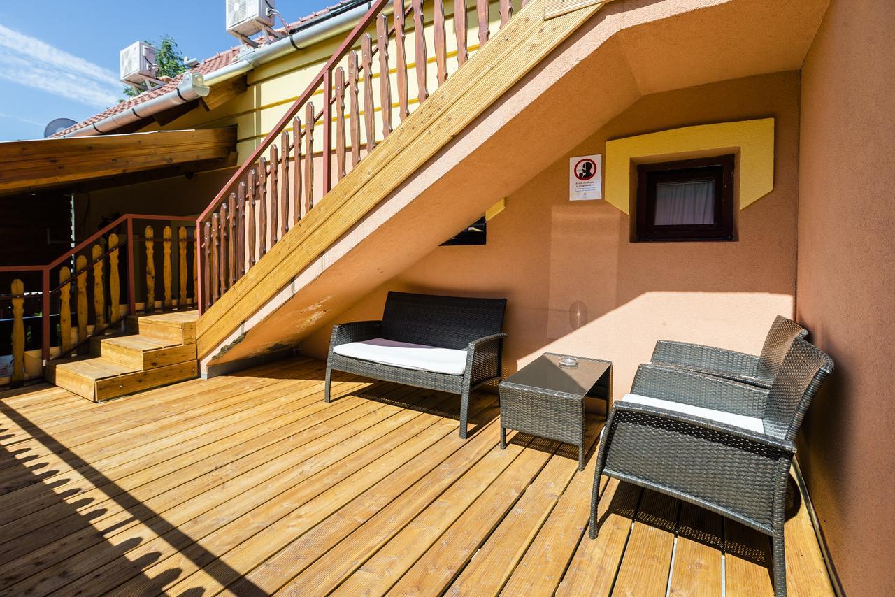 Almafa Apartmanhaz Эгер Экстерьер фото