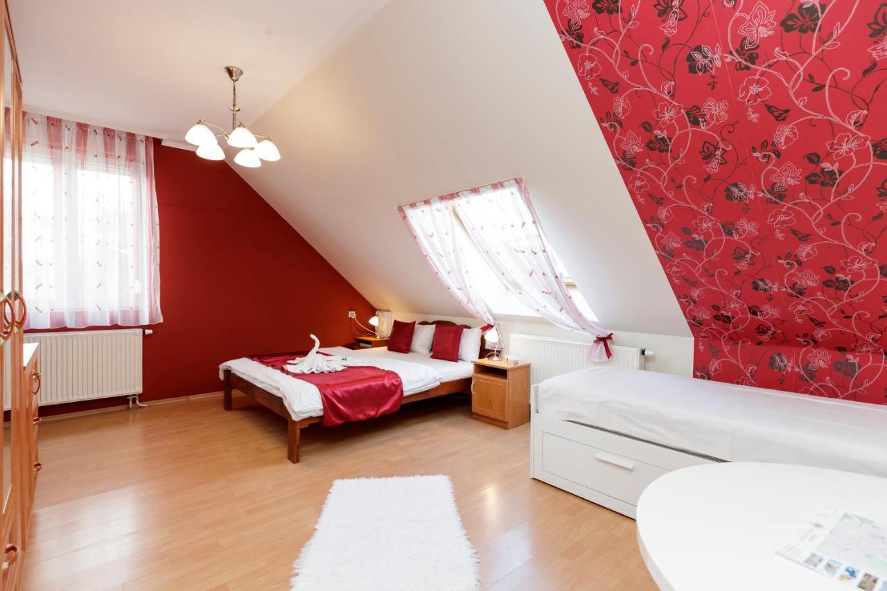 Almafa Apartmanhaz Эгер Экстерьер фото