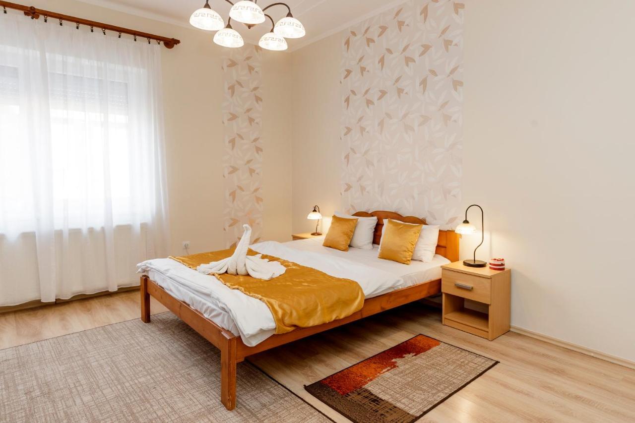 Almafa Apartmanhaz Эгер Экстерьер фото